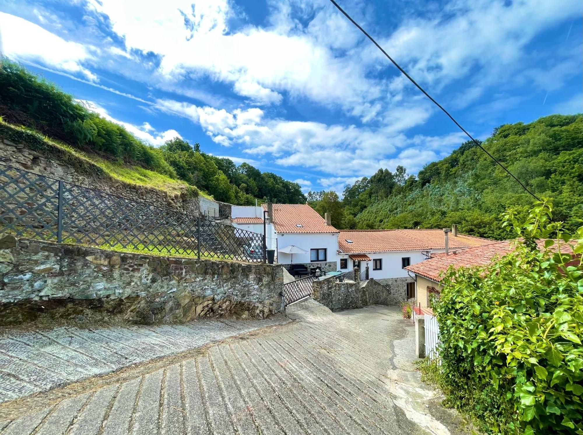 Casa Santi Y Laura Βίλα Cudillero Εξωτερικό φωτογραφία