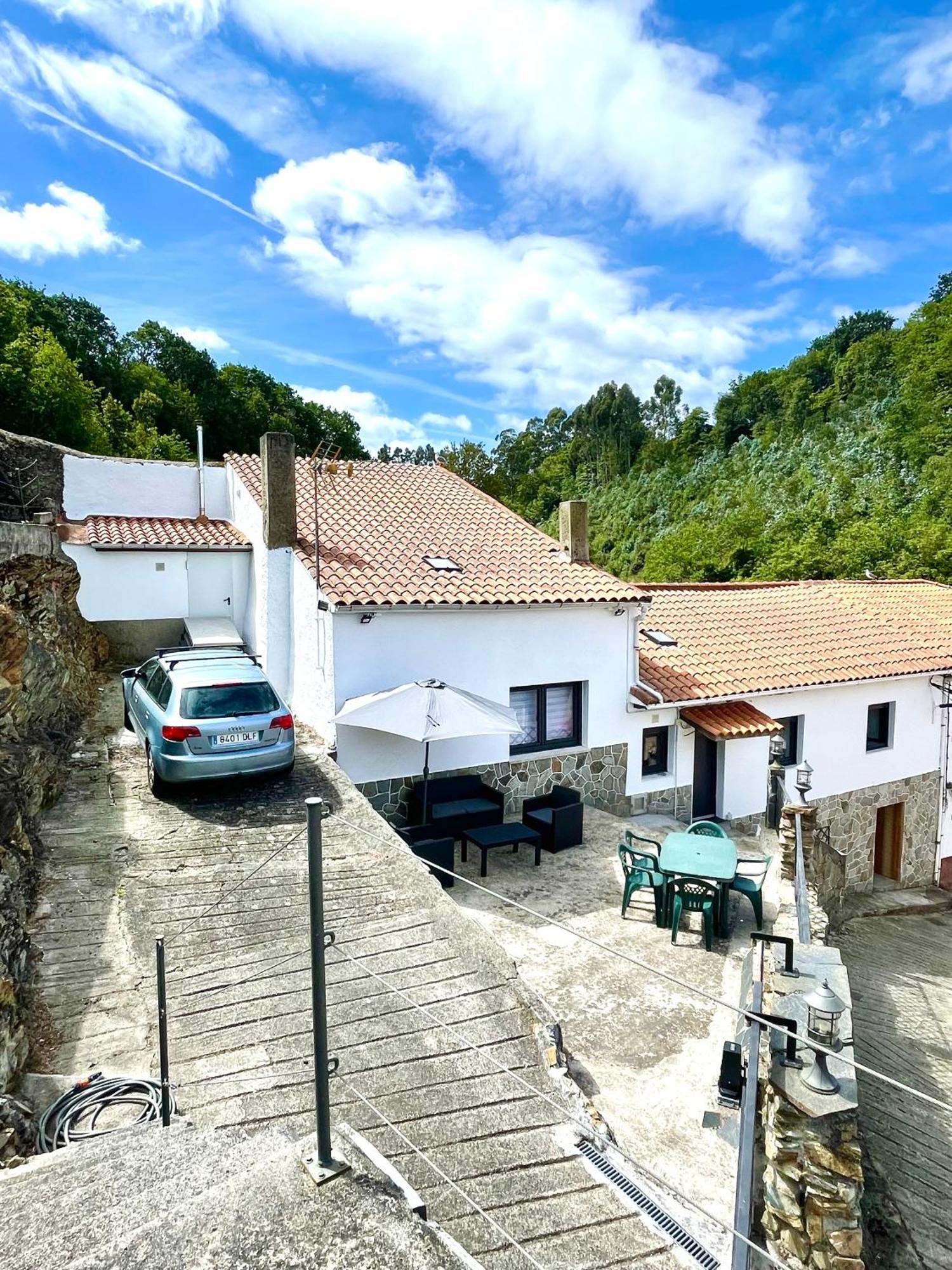 Casa Santi Y Laura Βίλα Cudillero Εξωτερικό φωτογραφία